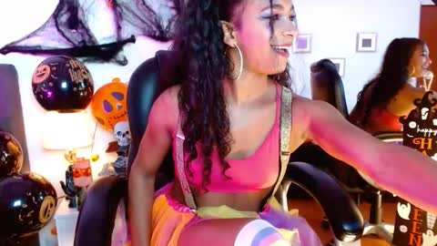 sasha_bowei online show from October 22, 2:48 am