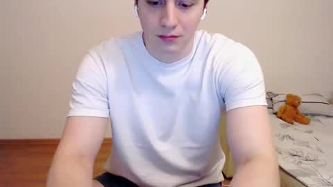 Snapshot of sasha_calvin chatting on February 5, 1:37 am sasha_calvin online show from February 5, 1:37 am