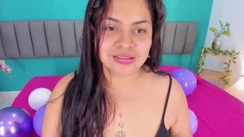 Manuela  online show from November 7, 4:37 am