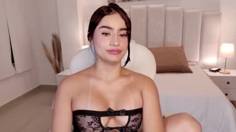 saskia litt online show from February 16, 8:01 am