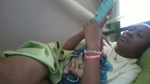 sassy_bella online show from October 18, 11:14 am