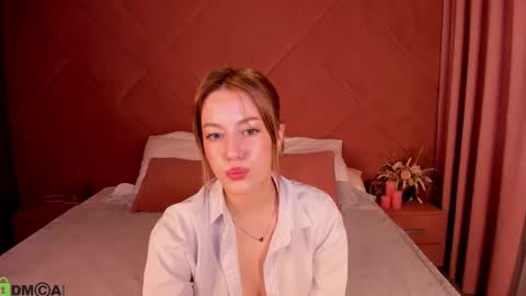 Vanessa online show from October 18, 1:54 am
