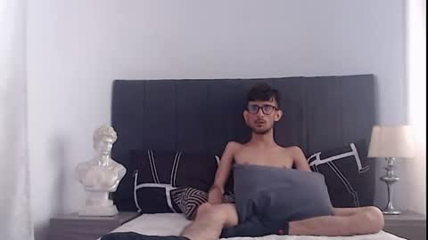 sasuke_bigcock online show from July 27, 1:19 pm