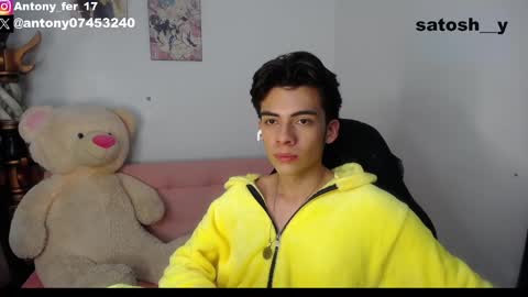 satosh_y online show from January 31, 2:48 am