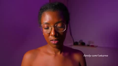 saturno_vibes online show from October 13, 7:54 am