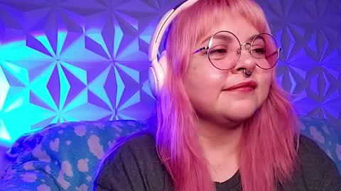 Gina George online show from April 11, 2:16 am