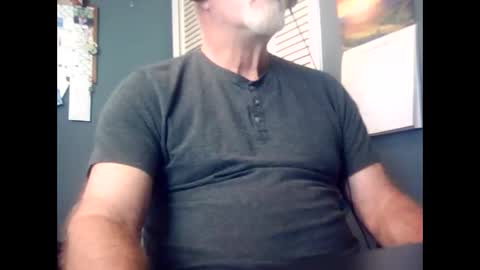 Snapshot of satyr64 chatting on September 17, 5:38 pm satyr64 online show from September 17, 5:38 pm