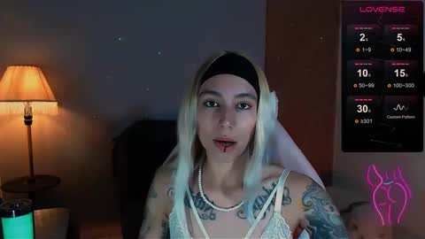 I AM JENN  online show from December 24, 4:22 am