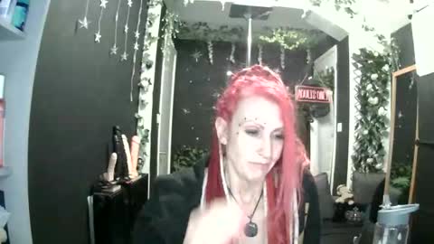 SaucySky online show from May 15, 11:56 pm