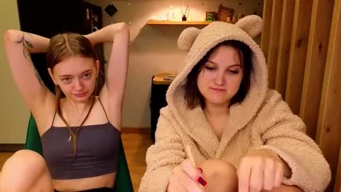 LUNA and ANNA    online show from October 13, 2:30 pm