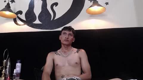 SavageLover  online show from October 20, 9:31 pm