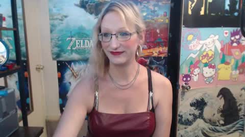 Snapshot of savanah_banana chatting on September 11, 4:19 pm Savanah online show from September 11, 4:19 pm