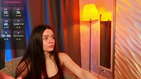 savannah_h online show from March 19, 10:43 am