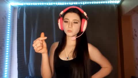 Sophie online show from October 11, 5:05 pm