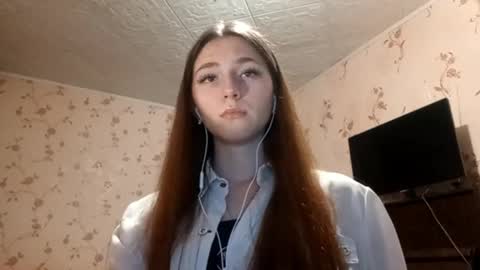 Snapshot of savannasotos chatting on September 10, 5:03 pm Sophie online show from September 10, 5:03 pm
