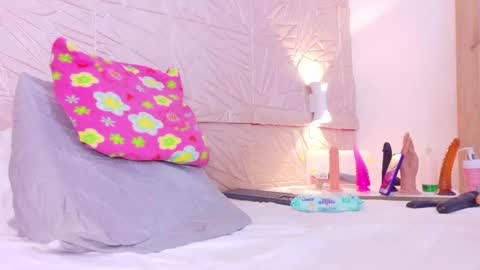 savory_pussy18 online show from September 11, 3:24 pm