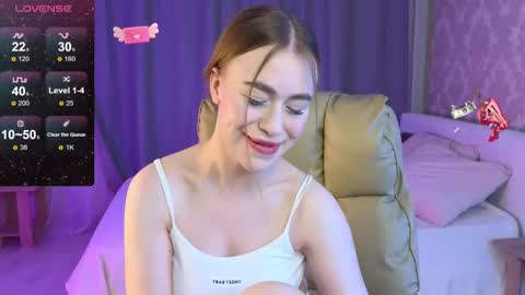 Snapshot of say_maya chatting on February 25, 6:55 pm say_maya online show from February 25, 6:55 pm