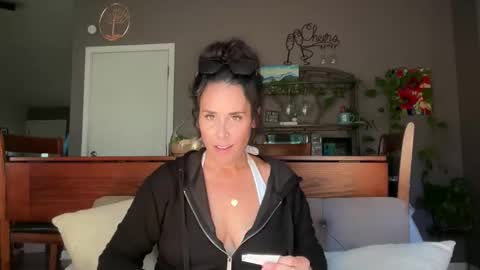 Good Girls Say Please...and Thank You online show from June 2, 8:33 pm