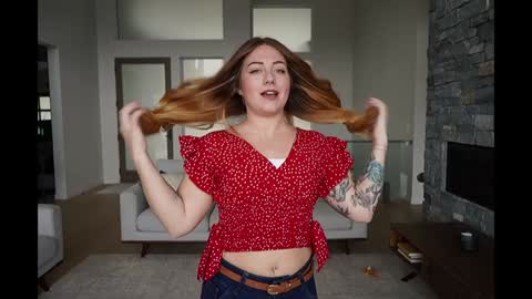 scarlajade online show from January 7, 9:35 pm