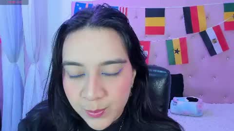 scarlet_hans online show from June 27, 12:22 pm