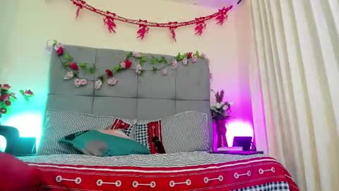 scarlet_hit online show from February 20, 5:18 am