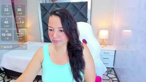 scarlet_lace1 online show from October 15, 7:04 pm