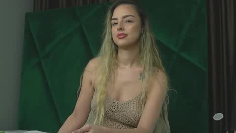 Scarlet online show from October 20, 11:10 pm