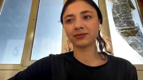 Mary online show from March 13, 1:25 pm