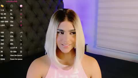 scarleth_sweety online show from July 23, 2:42 am