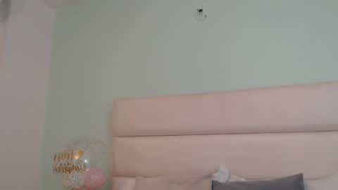 scarlet  online show from February 18, 1:00 pm