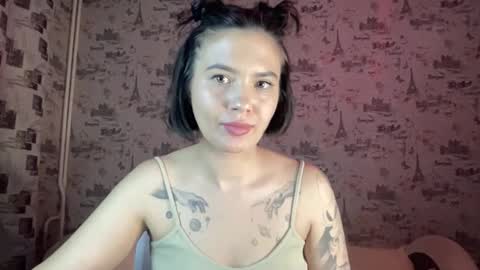 scarletpetal online show from October 24, 4:08 pm