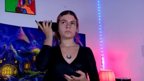 Scarlet online show from September 15, 1:40 am
