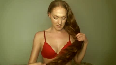 Scarlet Satine online show from December 28, 10:14 am