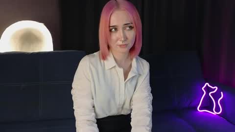 Scarlet  online show from May 14, 11:14 pm