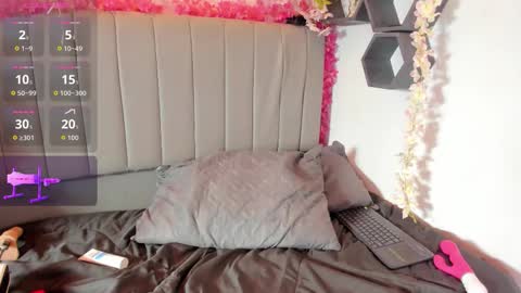 Scarlett online show from March 22, 12:53 pm