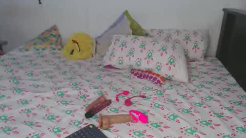 scarlett online show from October 8, 11:05 am