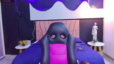  SCARLETT online show from April 4, 2:18 am