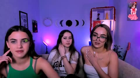 Scarlett online show from April 9, 12:55 pm