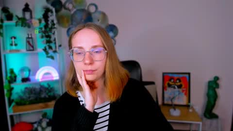 Scarlett online show from April 22, 7:32 pm