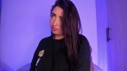 SCARLETT COLLINS online show from November 19, 6:02 am