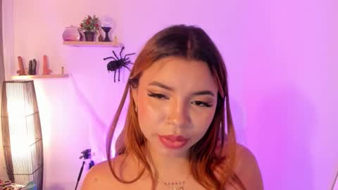 scarlett_enjoy1 online show from October 28, 4:19 pm