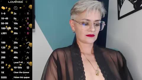 Snapshot of scarlett_paris chatting on February 22, 11:13 pm Scarlett online show from February 22, 11:13 pm