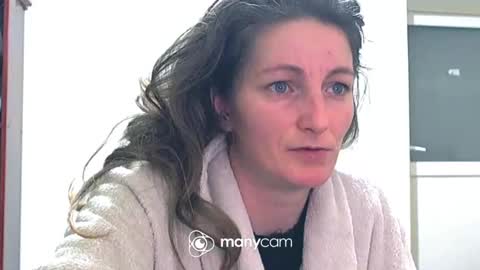 Snapshot of scarlett_queen01 chatting on March 5, 3:08 am scarlett_queen01 online show from March 5, 3:08 am