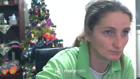 Snapshot of scarlett_queen01 chatting on January 10, 6:09 am scarlett_queen01 online show from January 10, 6:09 am