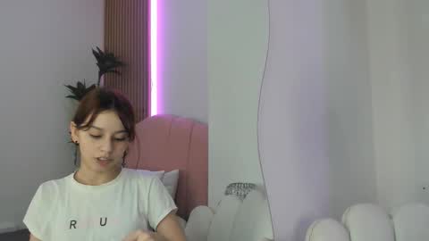 scarlett smith 3 online show from November 28, 3:03 am