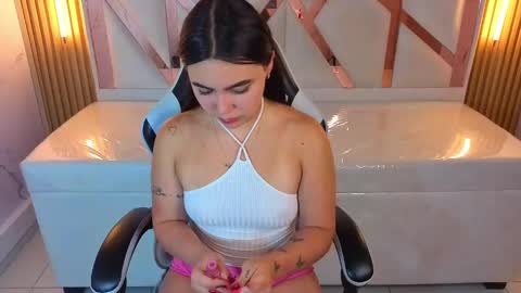 Scarlett online show from September 25, 1:40 pm