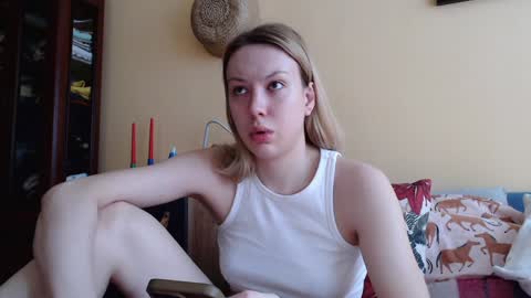 Scarlett online show from December 12, 9:19 am