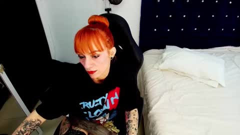 Scarlett online show from September 18, 1:15 pm