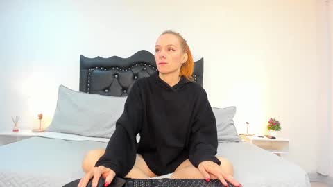 Scarlett online show from December 21, 12:38 pm