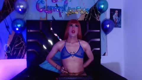 Snapshot of scarlettqueencs chatting on September 23, 2:27 am Scarlett online show from September 23, 2:27 am